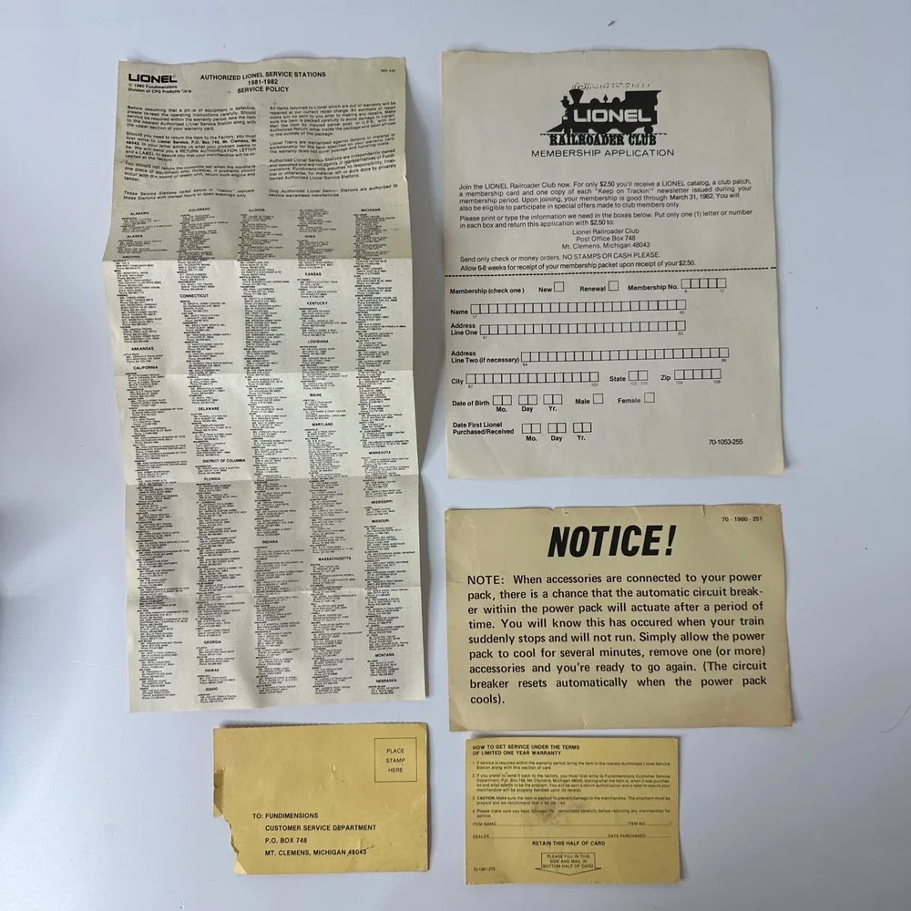 Vintage 1981 Lionel 8902 Train Lot 5 Cars O Gauge Transformer Paperwork Untested